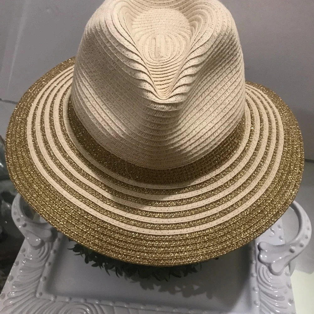C&C California Gold straw hat NWT